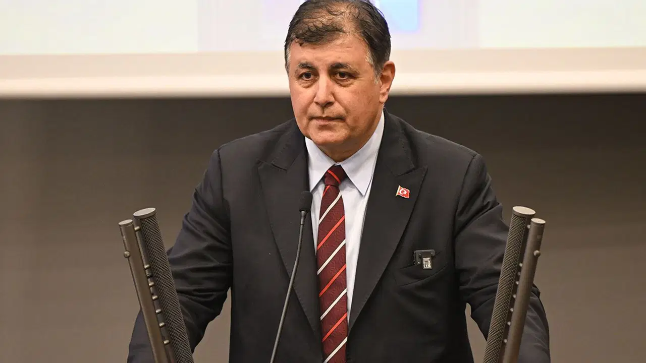 Cemıl Tugay'dan 'Menzil' tepkisi: 'Umuyorum devletimiz takip ediyordur'