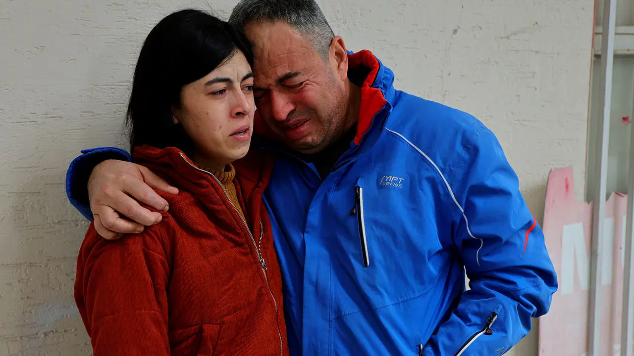 IBAN’ını Verdi, Hayatı Karardı: 23 Yaşındaki Genç Kıza Hapis ve Para Cezası