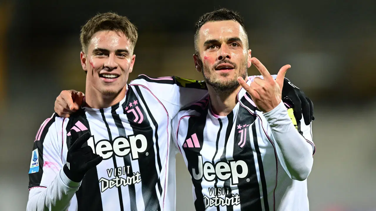 Kenan Yıldız, Juventus ile Yeni Sözleşmeye İmza Attı