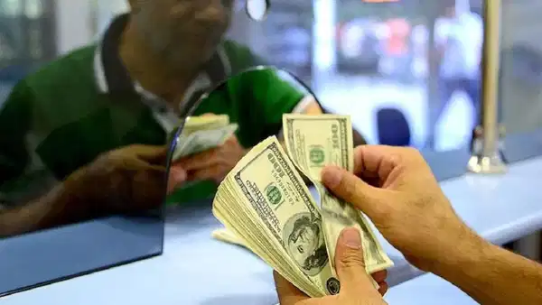 CHP’li Özgür Karabat’tan Döviz ve Enflasyon Uyarısı: “Doları Baskılama Politikası Çöküyor”