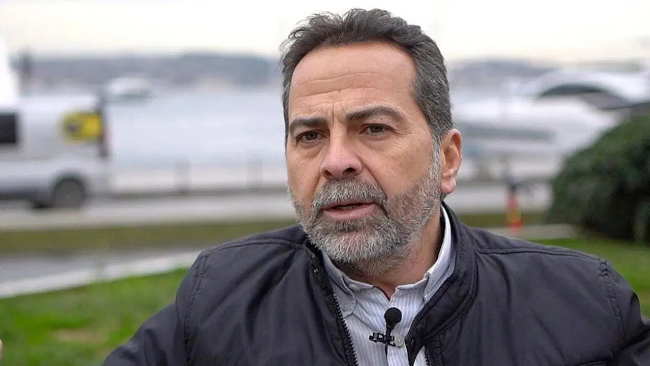 Son Dakika.Nasuh Mahruki Hakkında 15 Temmuz Paylaşımı Nedeniyle Soruşturma Başlatıldı