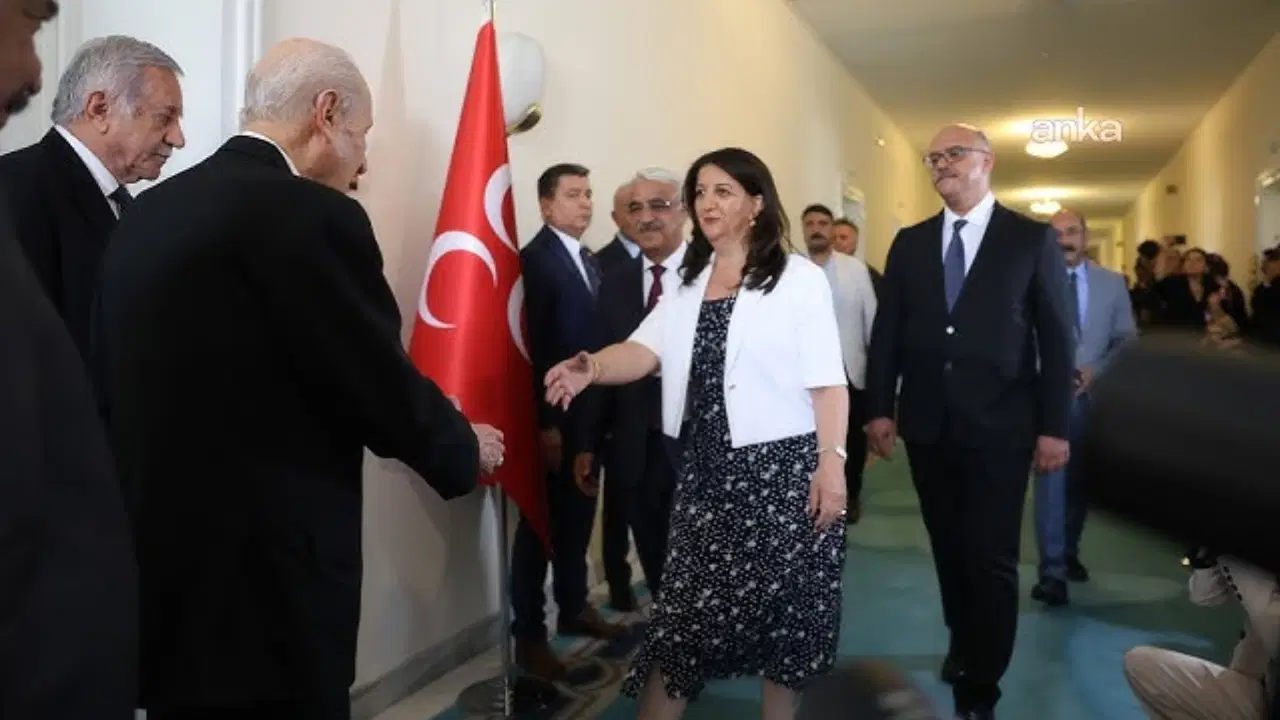 İmralı Heyeti, Bahçeli ile TBMM'de Görüştü