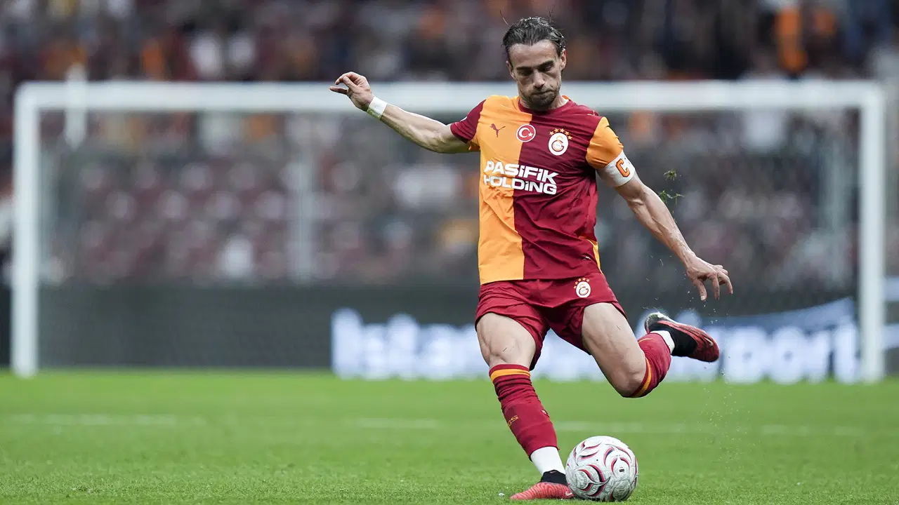 Yunus Akgün’den Galatasaray Taraftarına Şampiyonluk Mesajı: “En Büyük Aday Biziz”