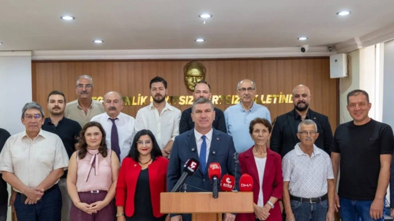 Burdur Belediye Başkanı Ali Orkun Ercengiz, 15 Meclis Üyesiyle YENİ Parti’ye Katıldı