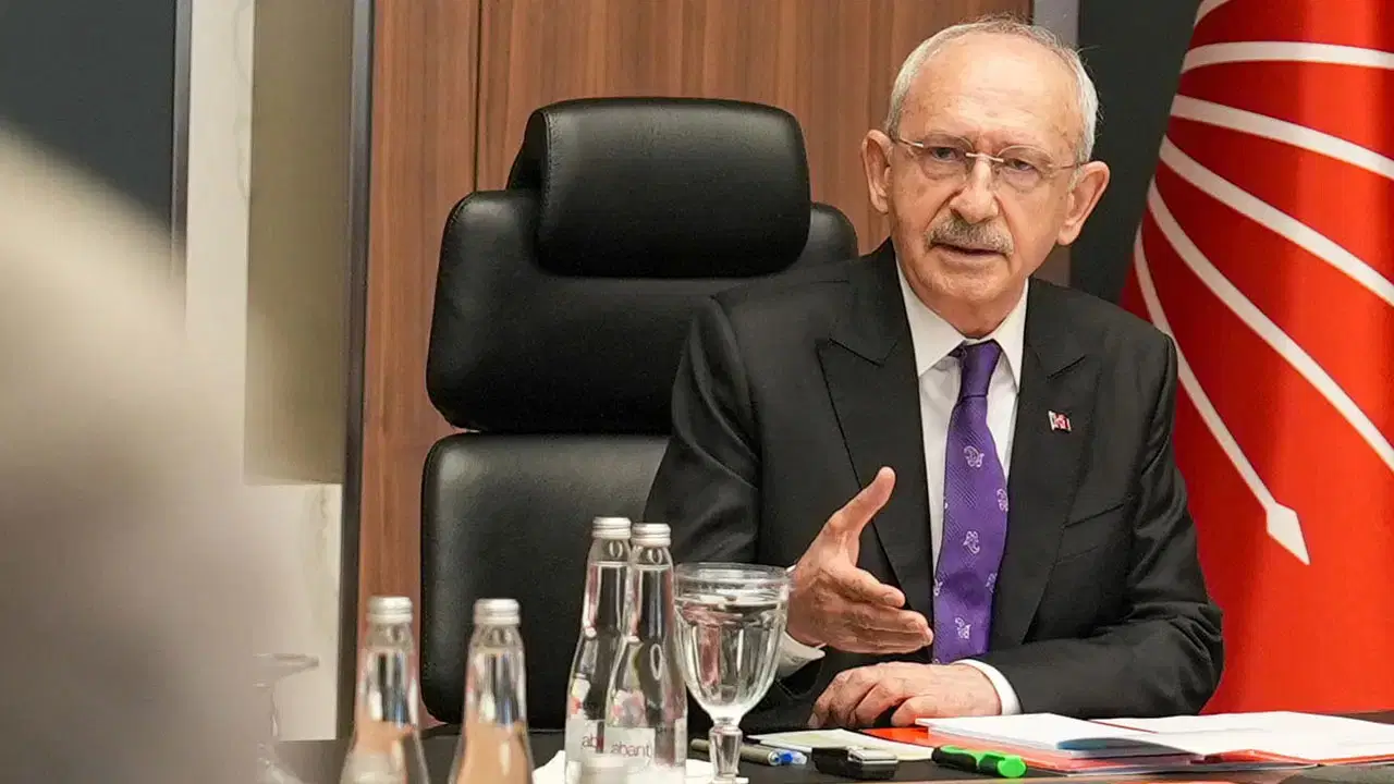 Mansur Yavaş’ın İstifası Sonrası CHP’de Gerilim: “Bizim Kamburumuzdu” İddiası