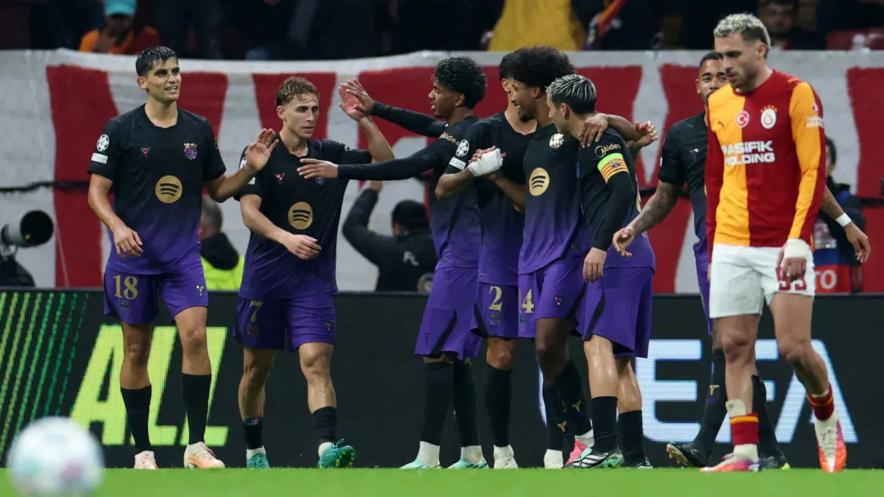 Galatasaray, Barcelona Karşısında Ağır Mağlubiyet Aldı: 1-4