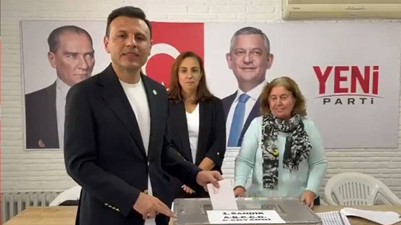 Özgür Çelik’ten YENİ Parti Üyelerine Sandık Çağrısı